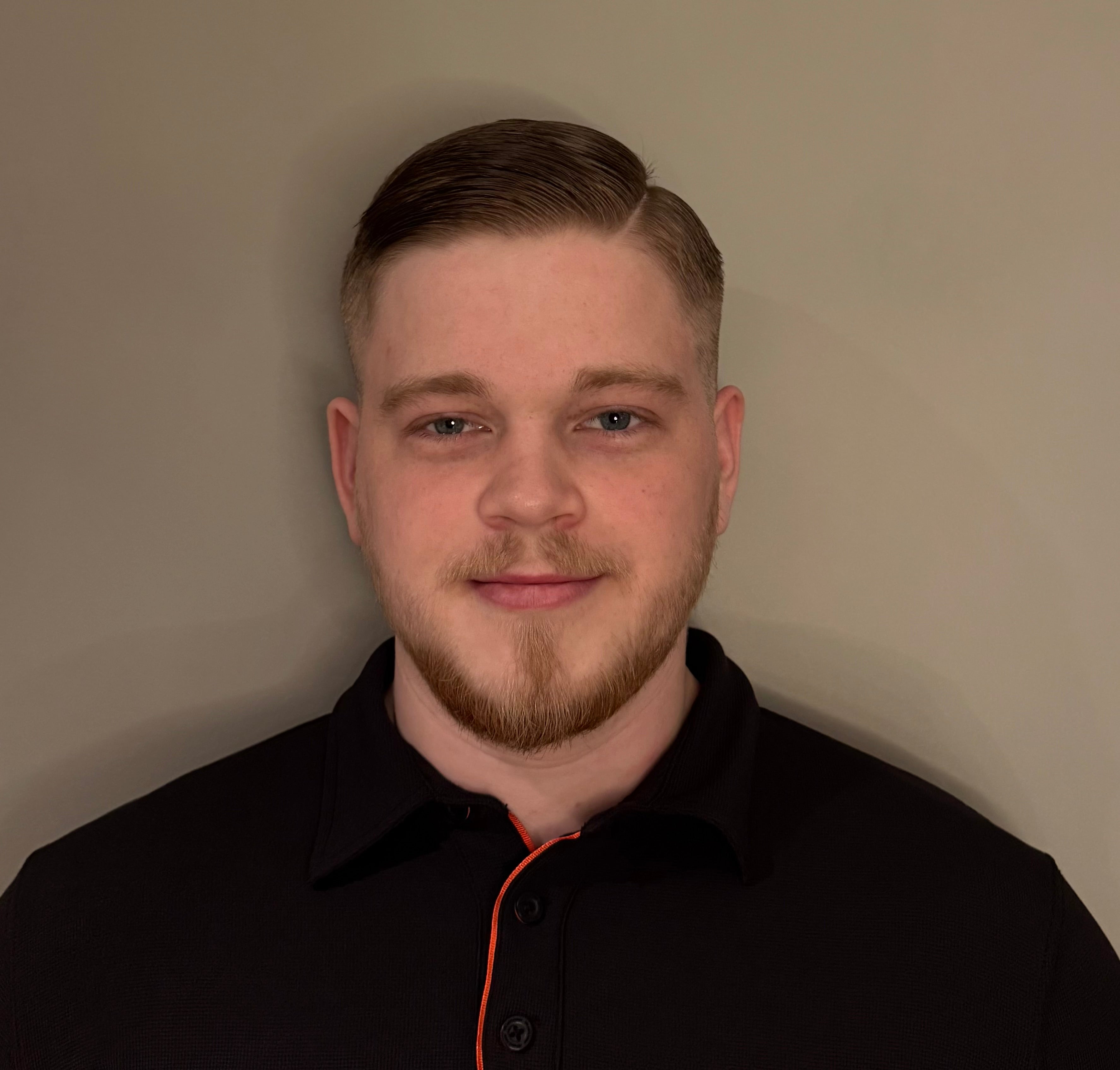 Viktor‎ ‎Häverö - 072 504 43 27